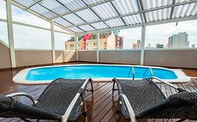 Hotel Golden Park Curitiba By Nacional Inn